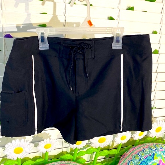 Jag black shorts with white piping - Picture 1 of 8
